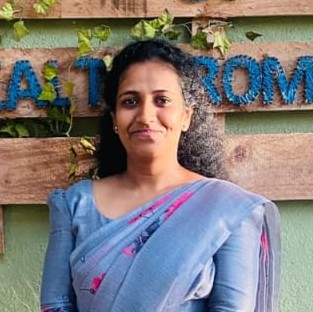 Ms. L.A.A. Vidusika